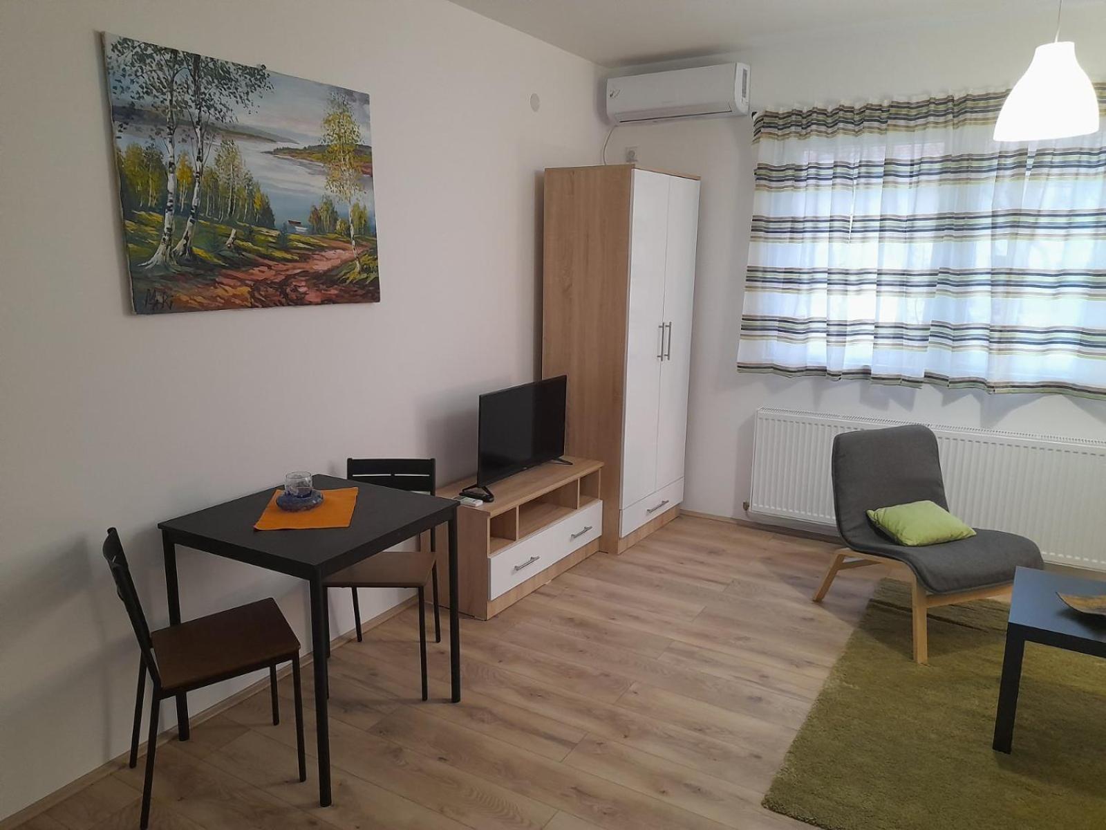 Ni V & V Studio Apartments מראה חיצוני תמונה